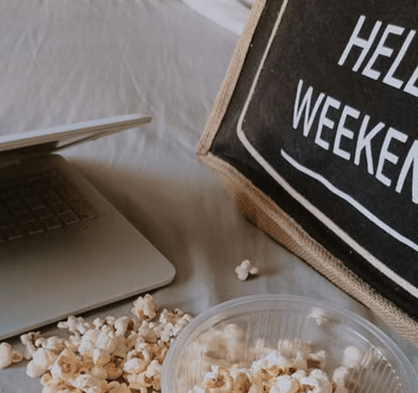A $75 Weekend Budget in Canada: Where Online Casino Play Sits